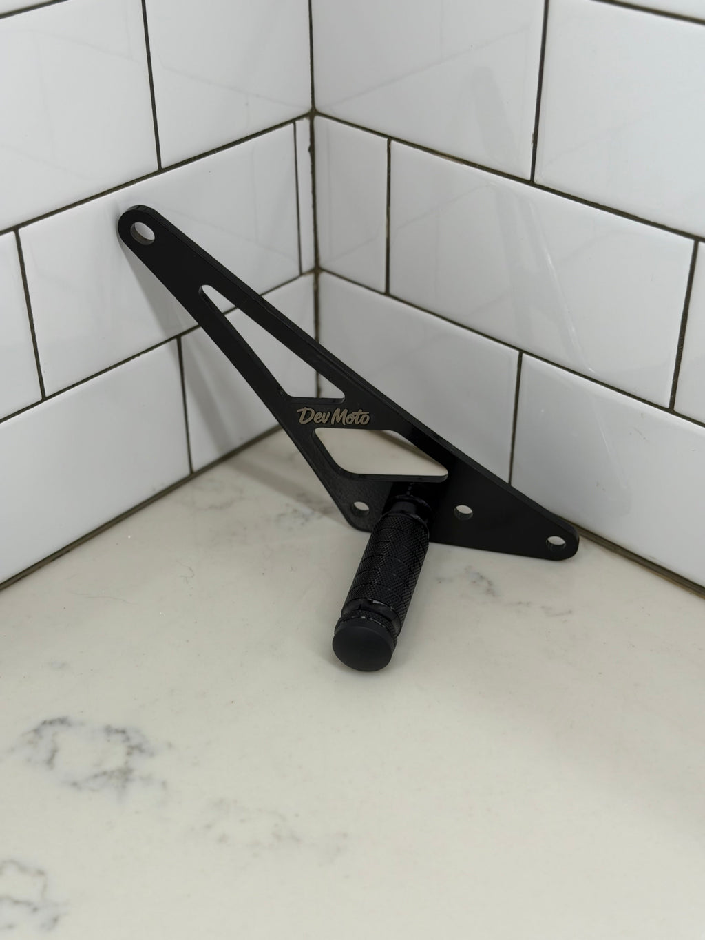 Emoto Shift Lock/Foot Lock