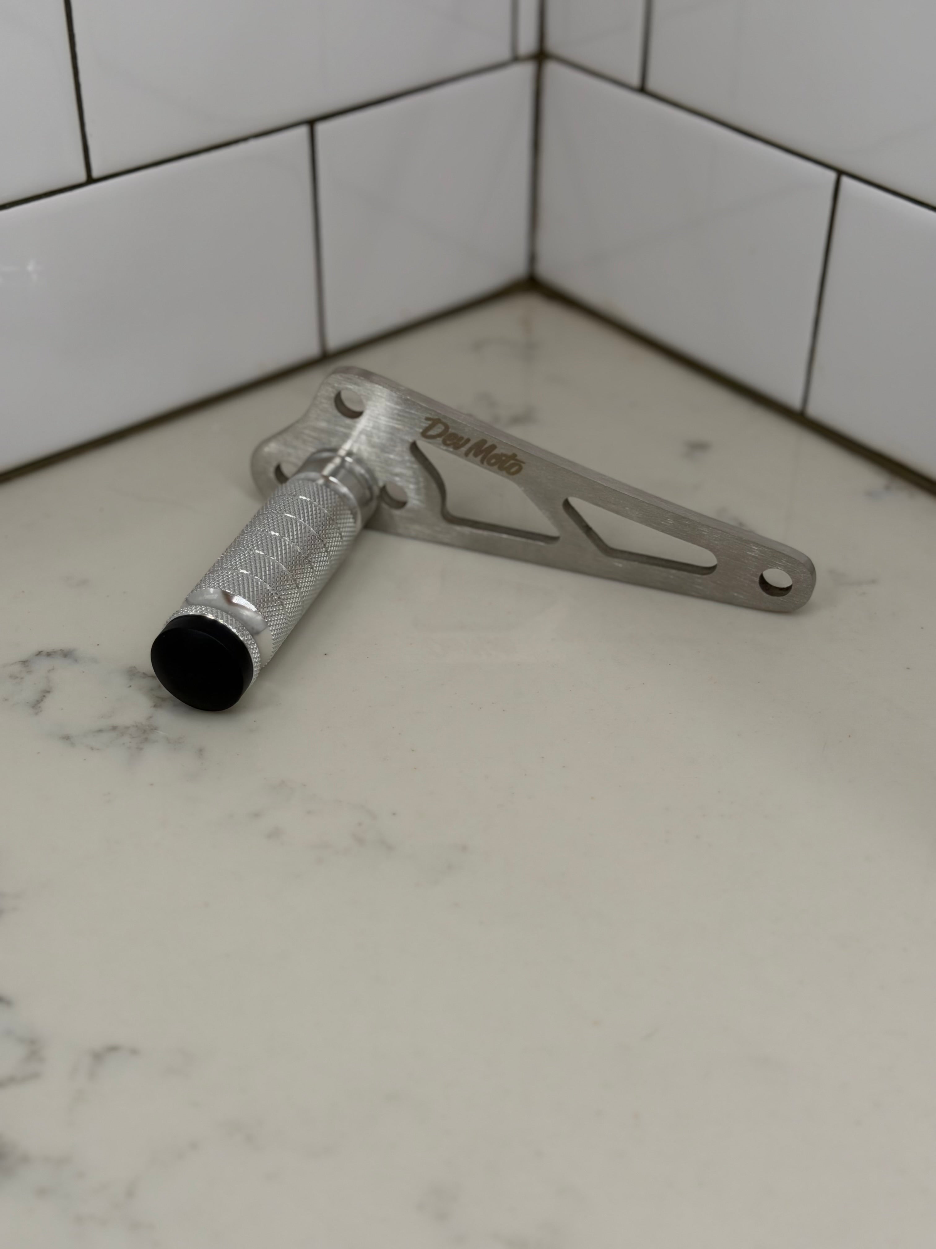 Emoto Shift Lock/Foot Lock