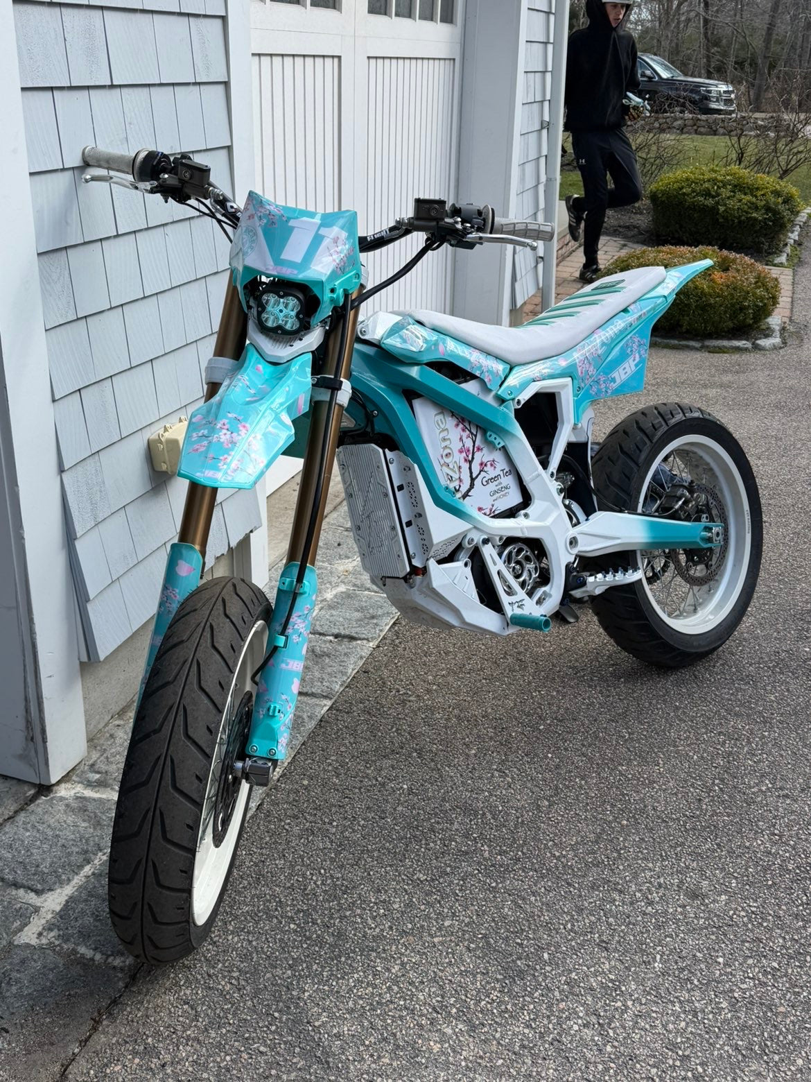Cherry Blossom Ultra Bee Plastics Wraps