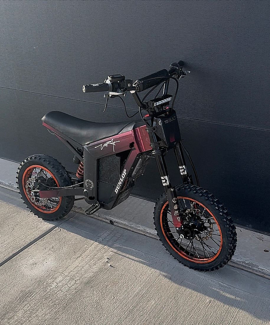 Tuttio frame decals